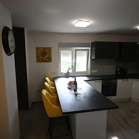 House Ivana Semesterbostad Pula