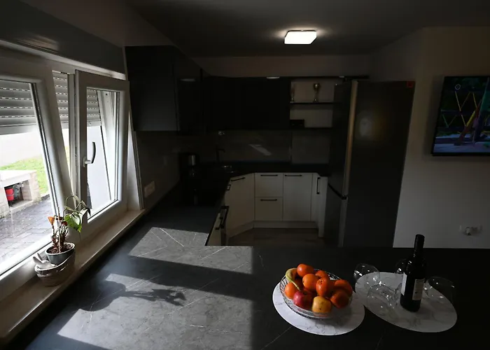 بيت للعطل House Ivana بولا